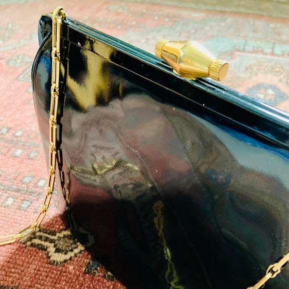 Stunning 60s vintage Coblentz Faux Patent Leather Purse - Picture 3 of 3